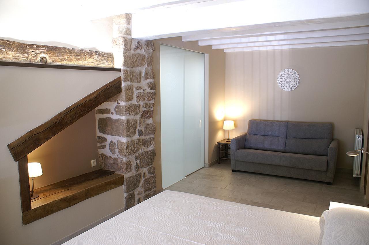 Habitacions Placa Major Santa Pau Exteriér fotografie